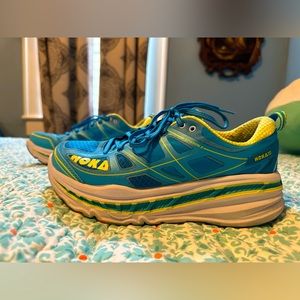 Hoka women’s size 8.5
